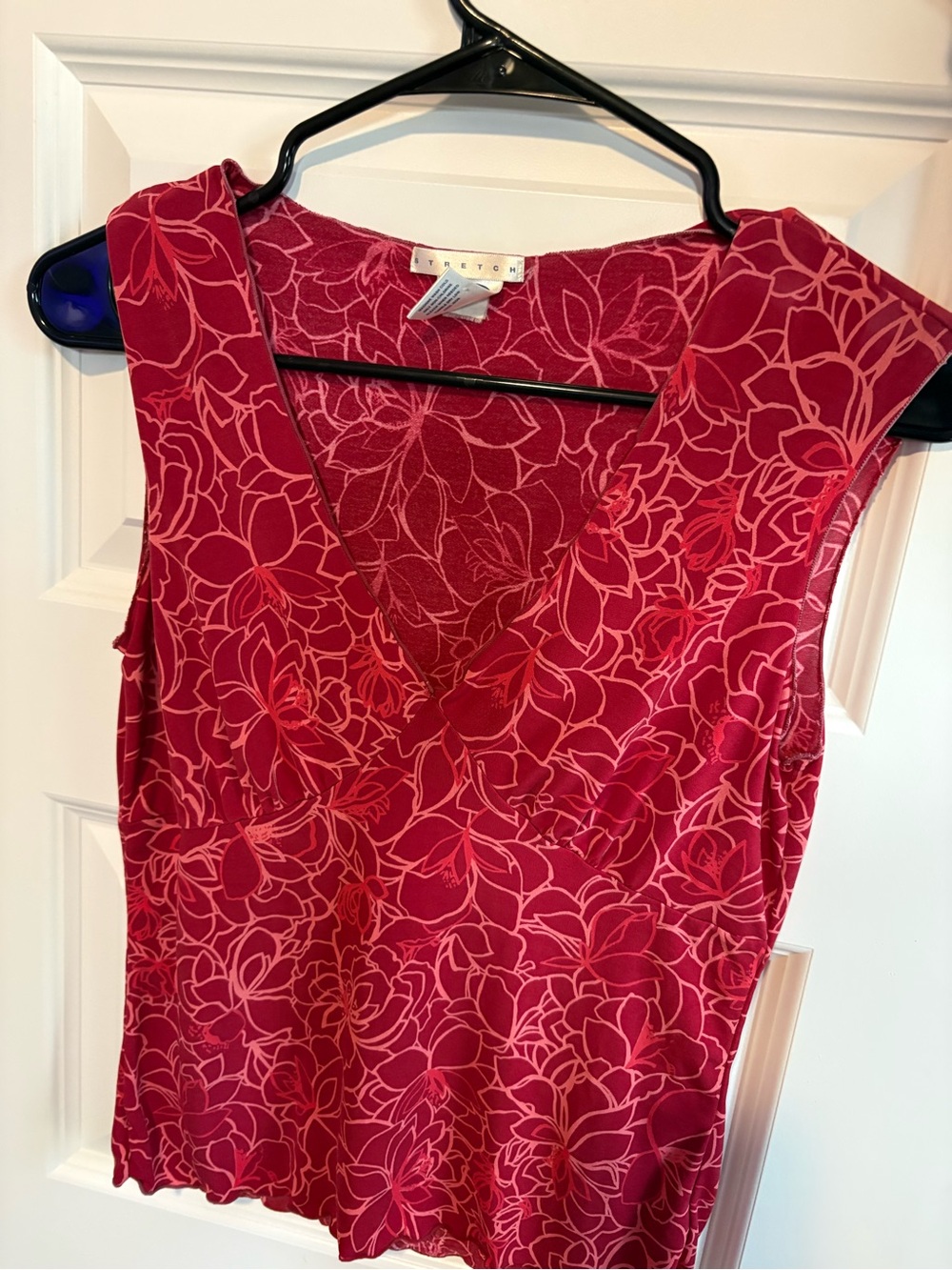 Old Navy Fuchsia Floral V-Neck Tank